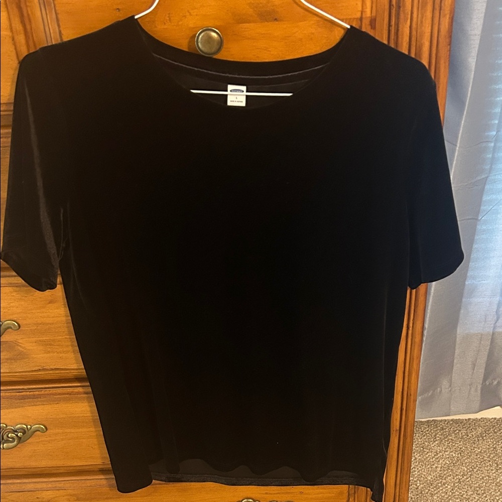 Old Navy Black Short Sleeve Velvet Tee